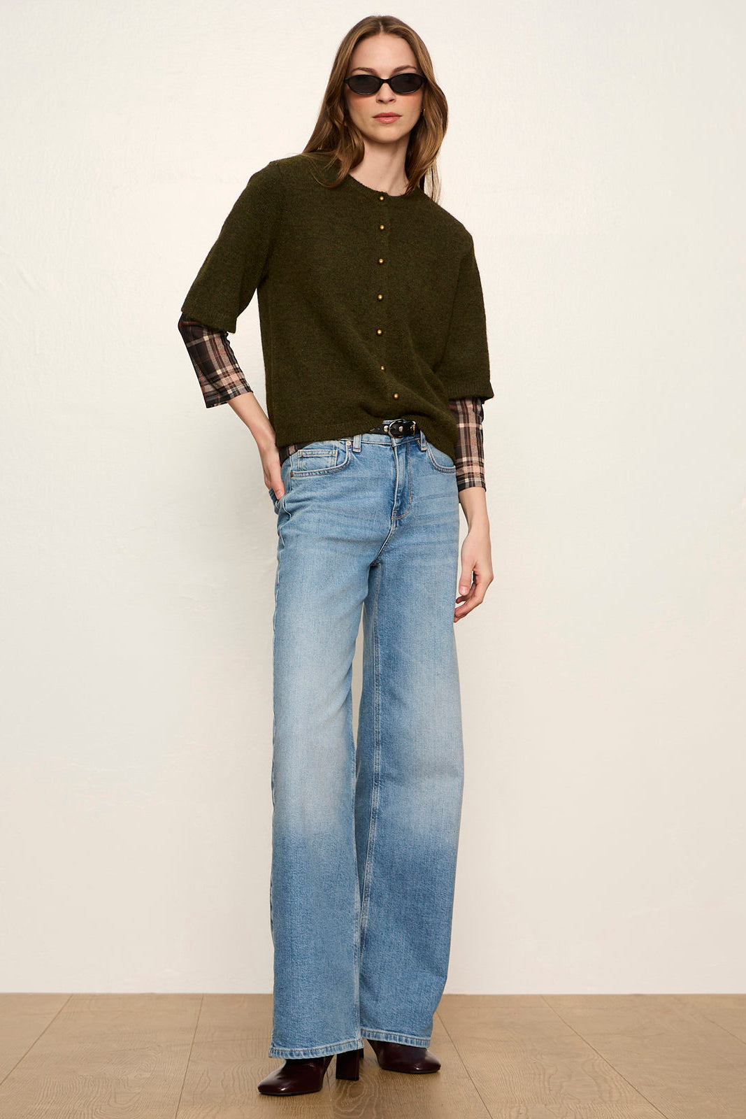 Sanctuary Short Sleeve Cardigan Kalamata button detail