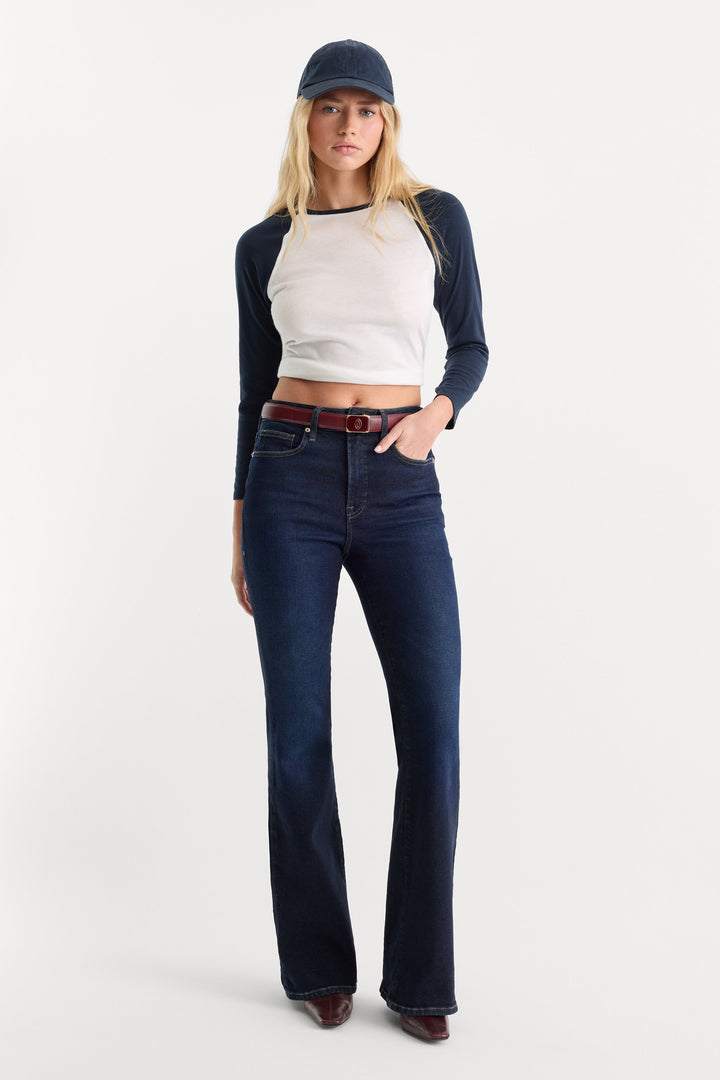 Soft Tech Good Legs Flare in Indigo 1308, full body
