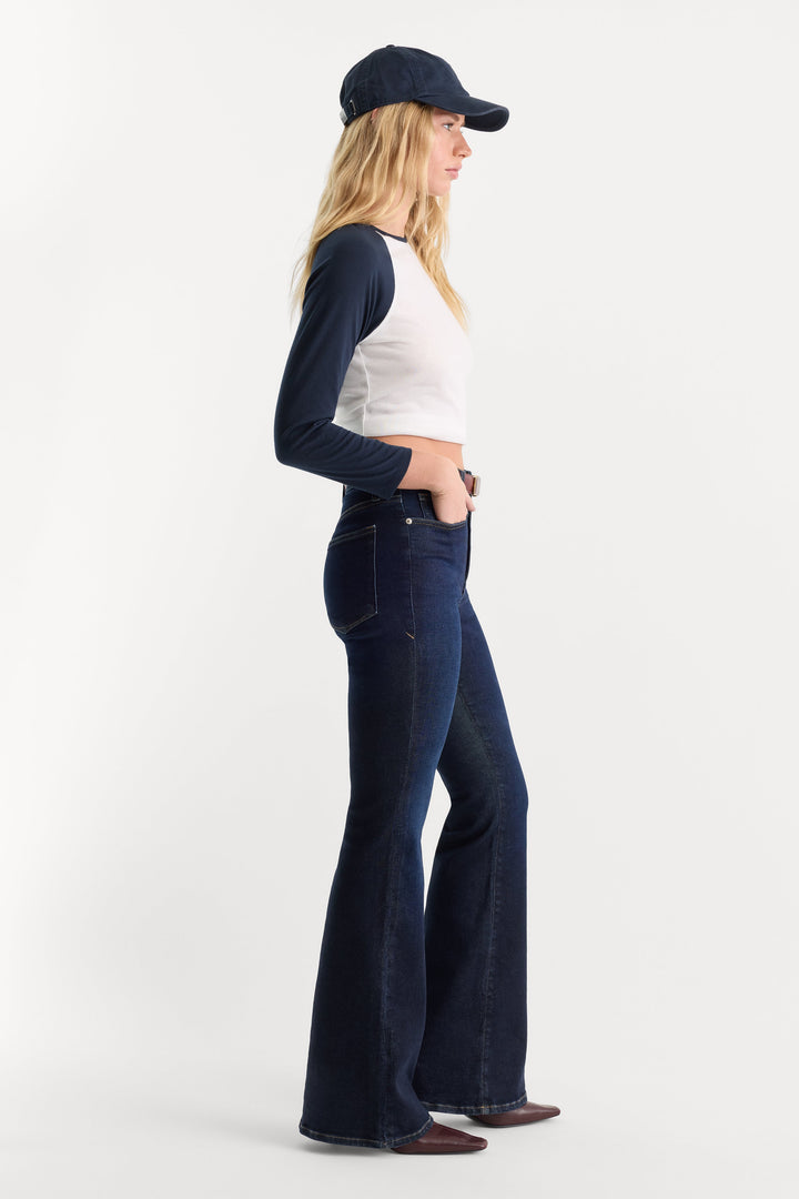 Soft Tech Good Legs Flare in Indigo 1308, side view