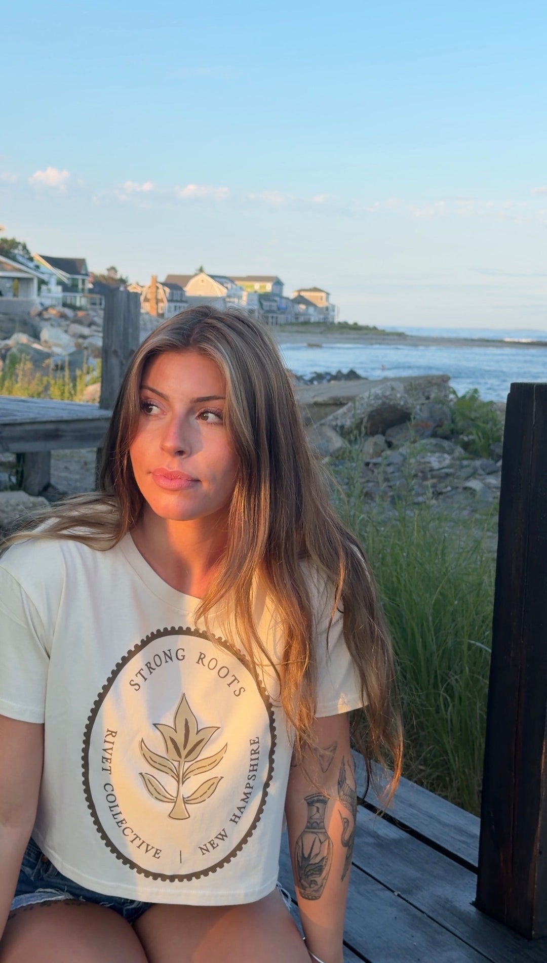 Strong Roots Crop Tee- Ecru