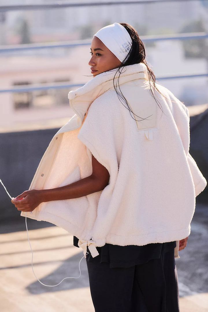 Scout It Out Fleece Vest - Birch Ivory