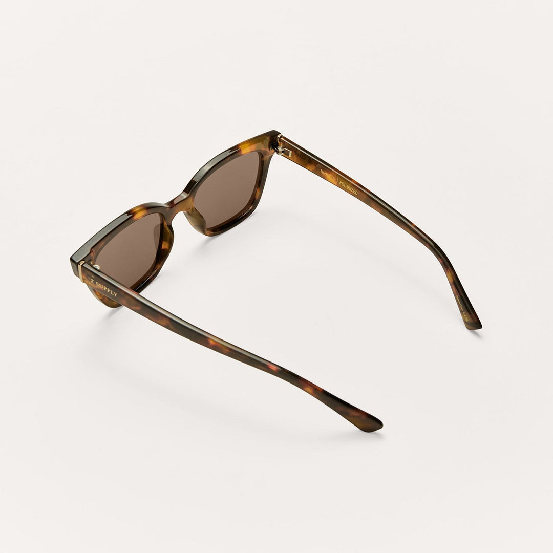 Z Supply High Tide Sunglasses in Brown Tortoise - detail