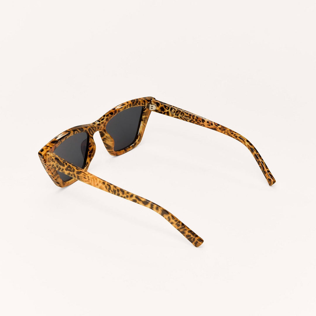 Z Supply Villa Sunglasses in Leopard Grey - detail