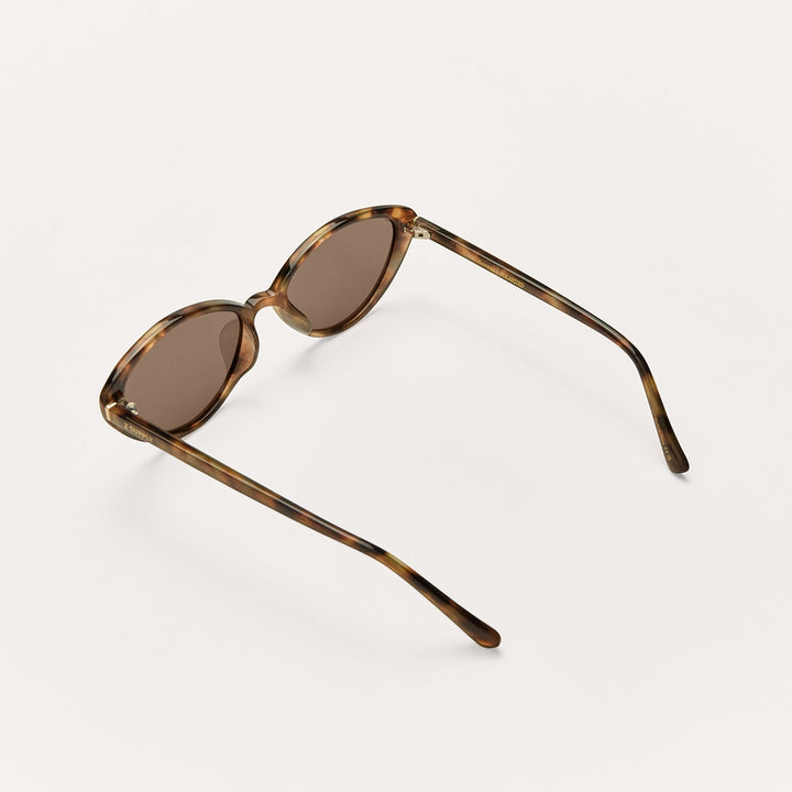 Z Supply Nouveau Sunglasses in Brown Tortoise - detail