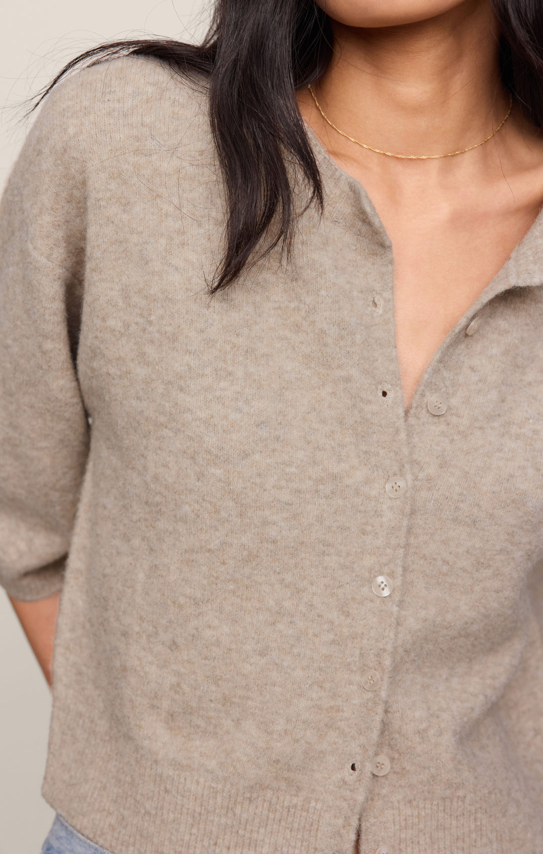 Valor Cardigan - Natural Heather - Detail