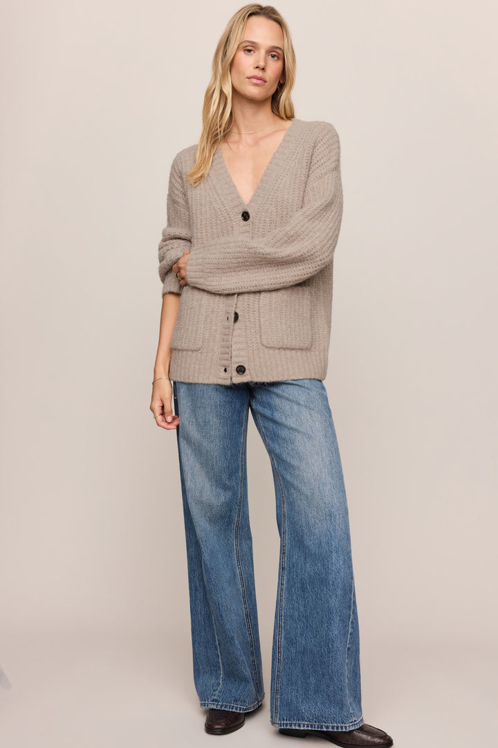 Z Supply Whitmore Oversized Cardigan in Light Khaki