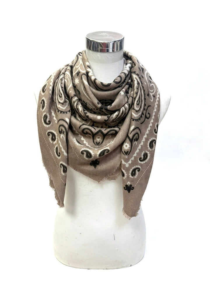 K21 Large Woolen Square Bandana: Khaki