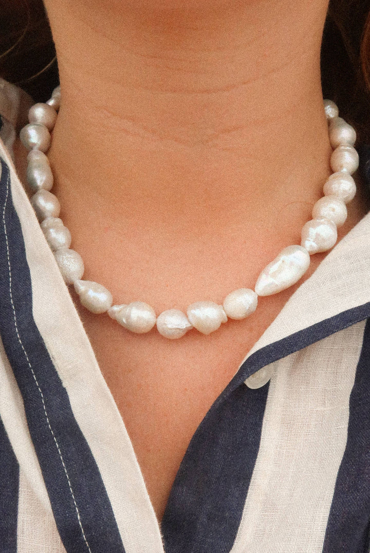 Chunky Pearl Necklace: 17 in