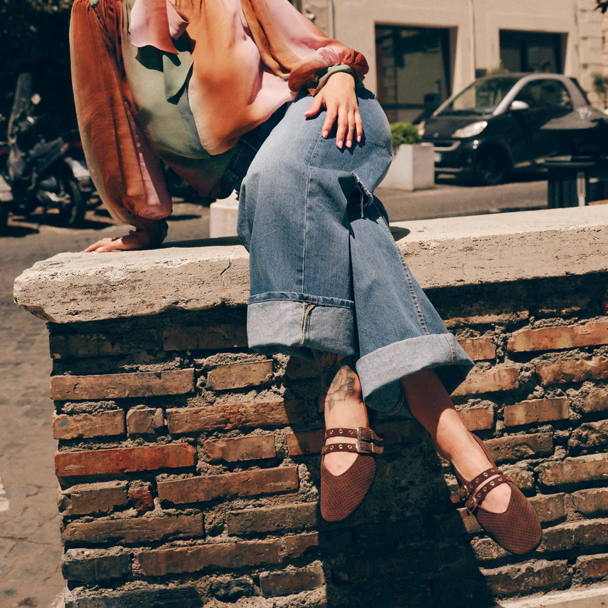 Baylee Grommet - Dk Brown Suede