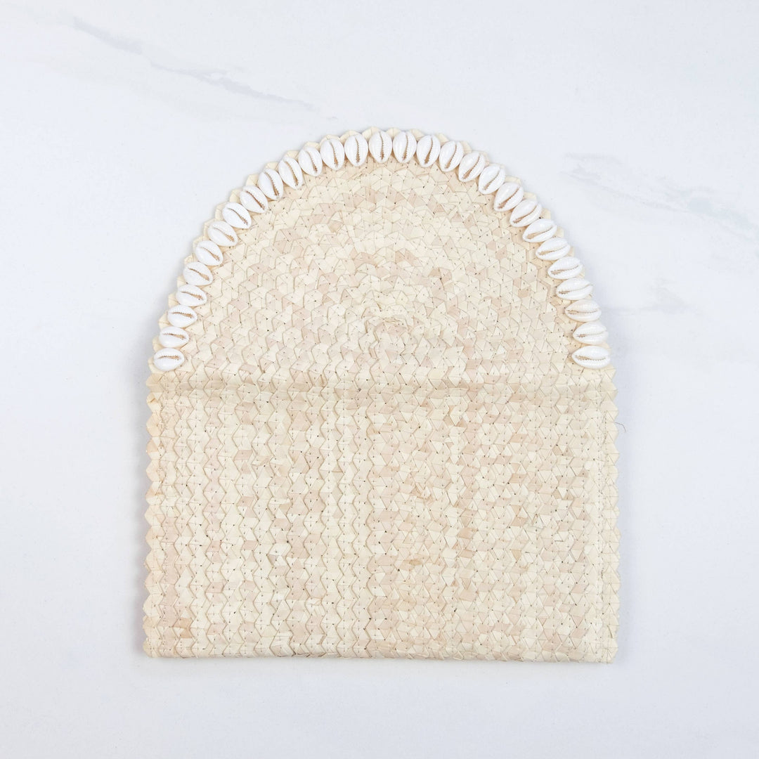 Straw Clutch - Off White with Cowrie Shell Trim