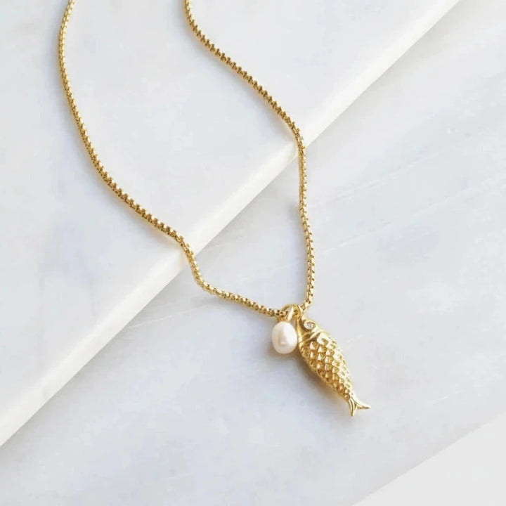 Gold Fish & Pearl Pendant Necklace: 18 inch