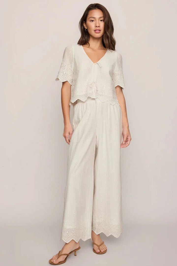 Oceanside Embroidered Top - White