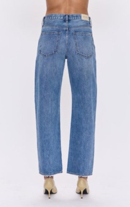 Lexi Mid Rise Bowed Straight Jean - Metropolis