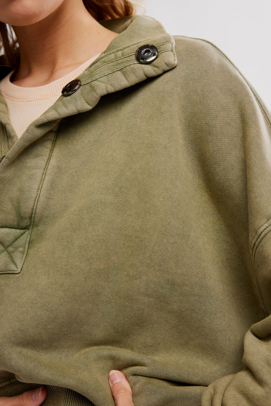 Timeless Pullover - Adventurer