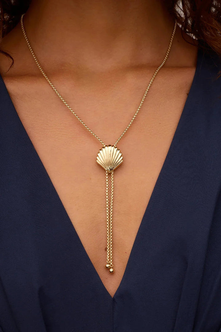Scallop Bolo Necklace - Gold