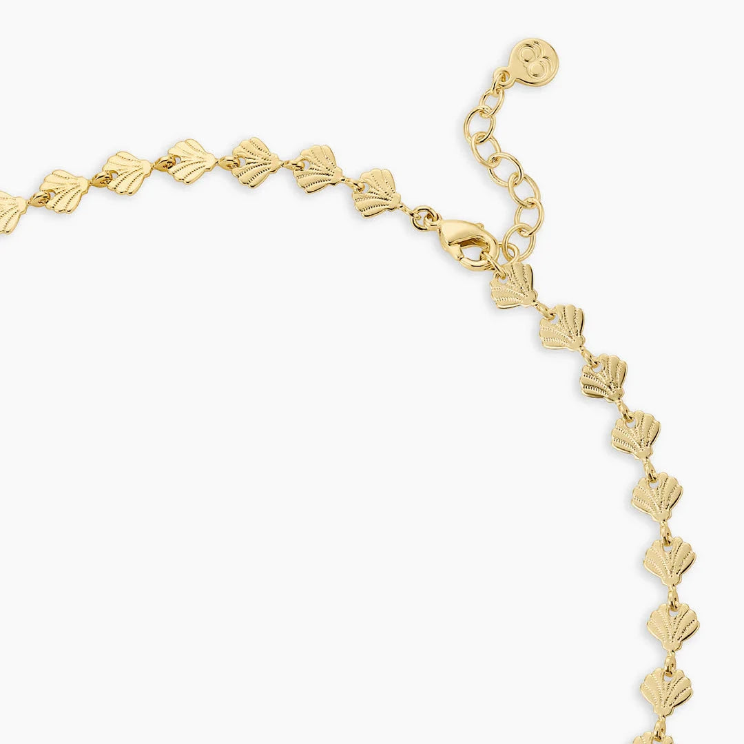 Scallop Necklace - Gold